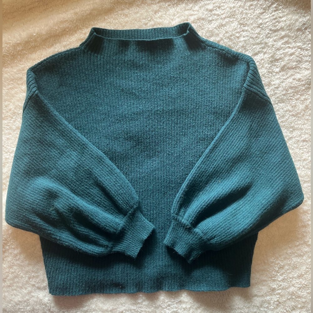 Line & Dot Green Mock Neck Sweater size S